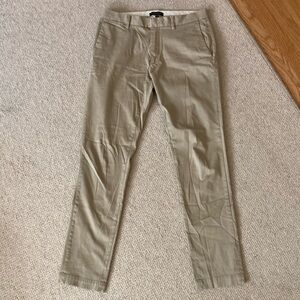 Banana Republic Fulton chino